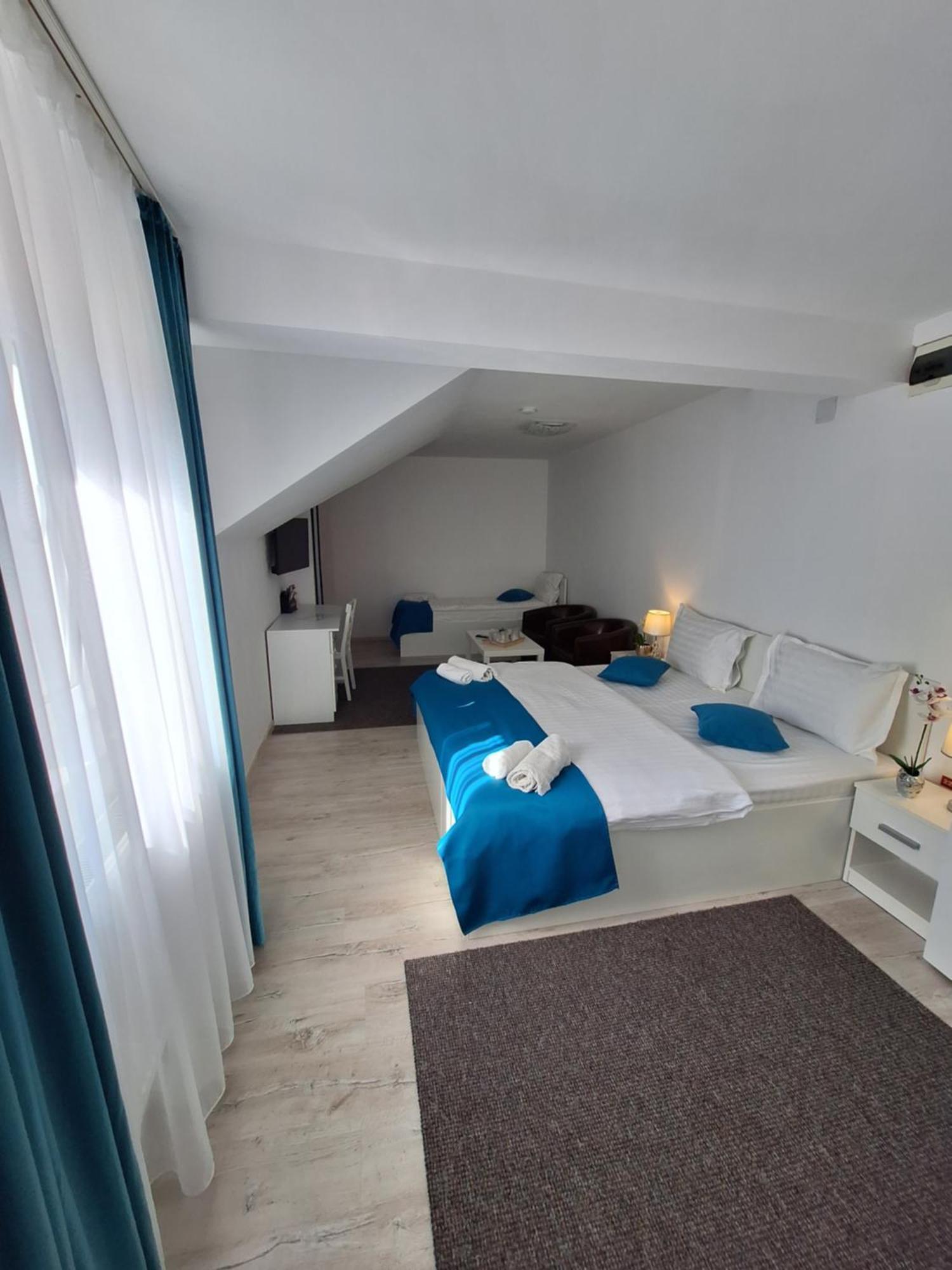 Pensiunea Tinelu Brasov Săcele Δωμάτιο φωτογραφία